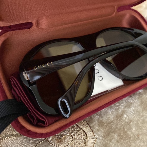 Gucci Other - Gucci 60MM oversized aviator sunglasses